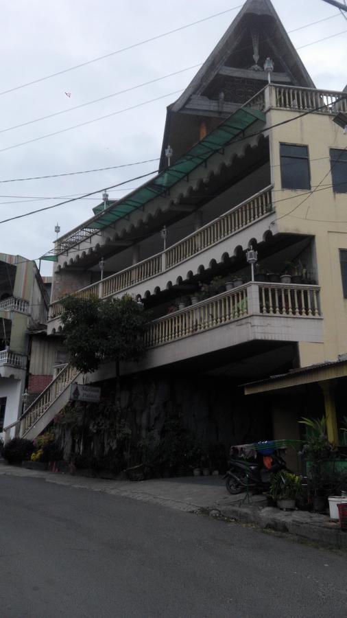 Melissa Palace Hotel And Karaoke Parapat Extérieur photo